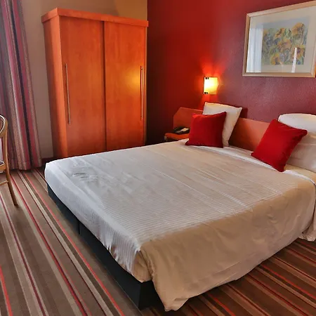Hotel Business 3*